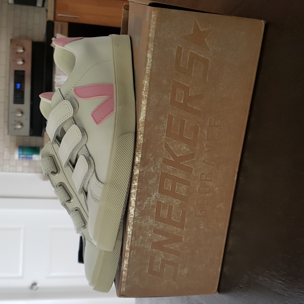Women Sneakers
